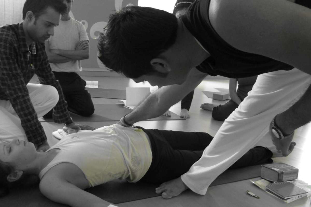 Body Alignment - Yoga Teacher Training in Phuket