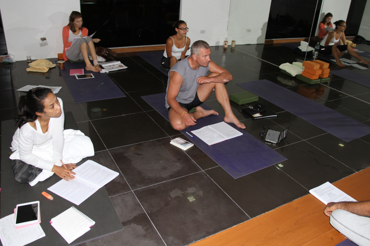Learning Philosophy - Yoga Teacher Training in Phuket