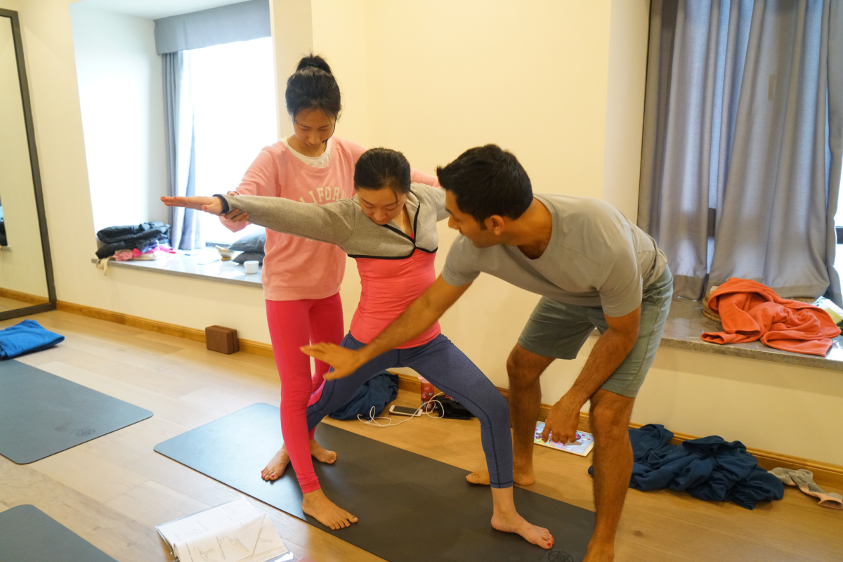 Practice Teaching in presence of lead trainer - Yoga Teacher Training China